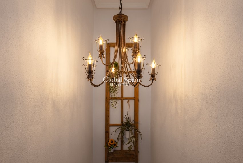 Revente - VILLA -
SANTA POLA - Costa Blanca