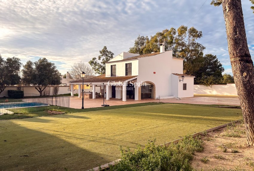 Revente - VILLA -
SANTA POLA - El Poble Llevanti