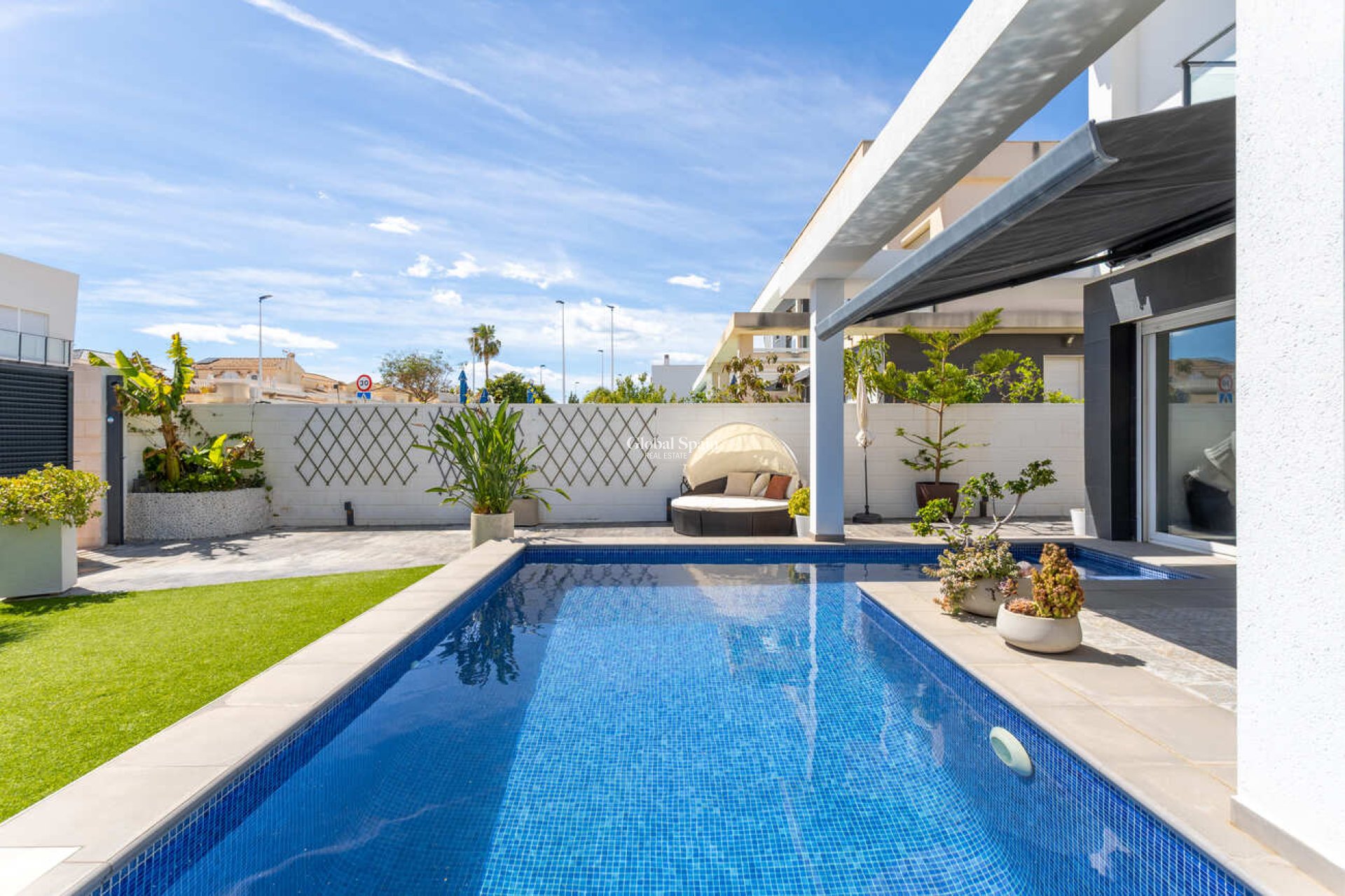 Revente - VILLA -
SANTA POLA - GRAN ALACANT