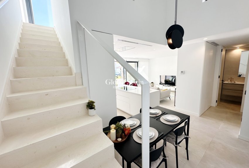 Revente - VILLA -
SANTA ROSALÍA - Inland