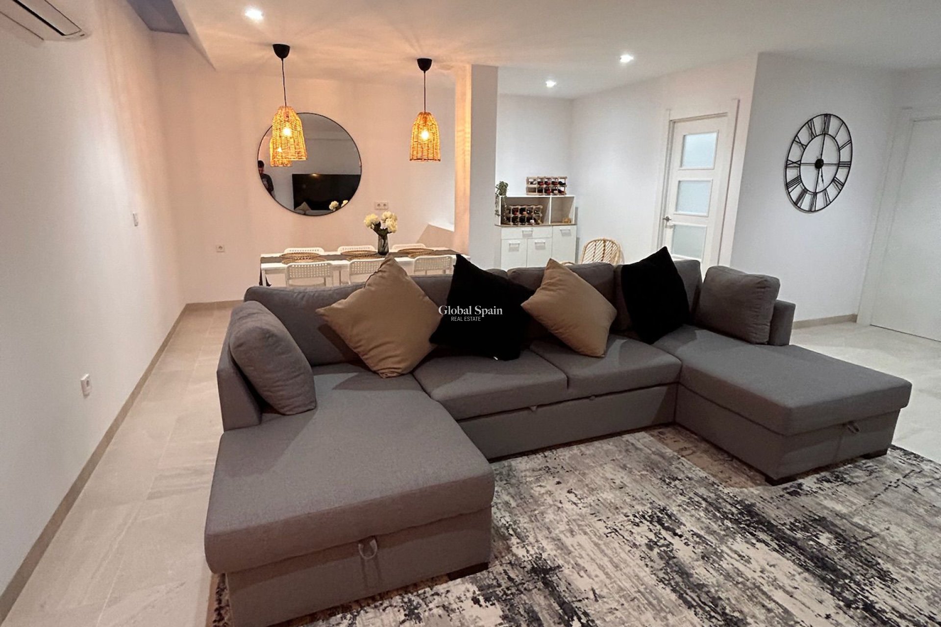 Revente - VILLA -
SANTA ROSALÍA - Inland