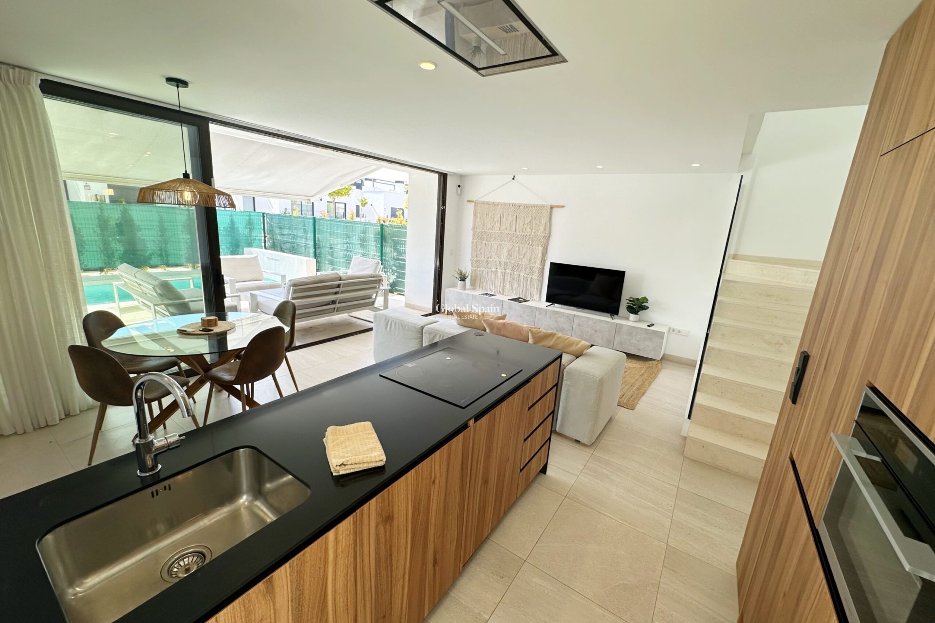 Revente - VILLA -
SANTA ROSALÍA - Inland