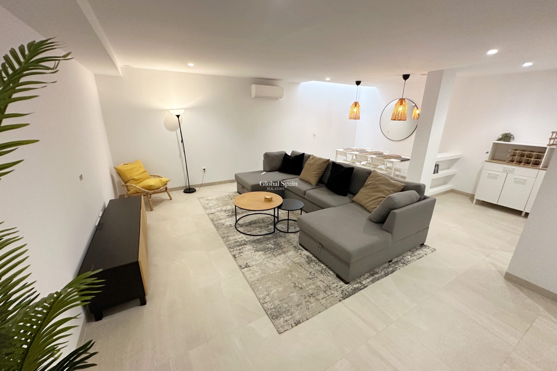 Revente - VILLA -
SANTA ROSALÍA - Inland