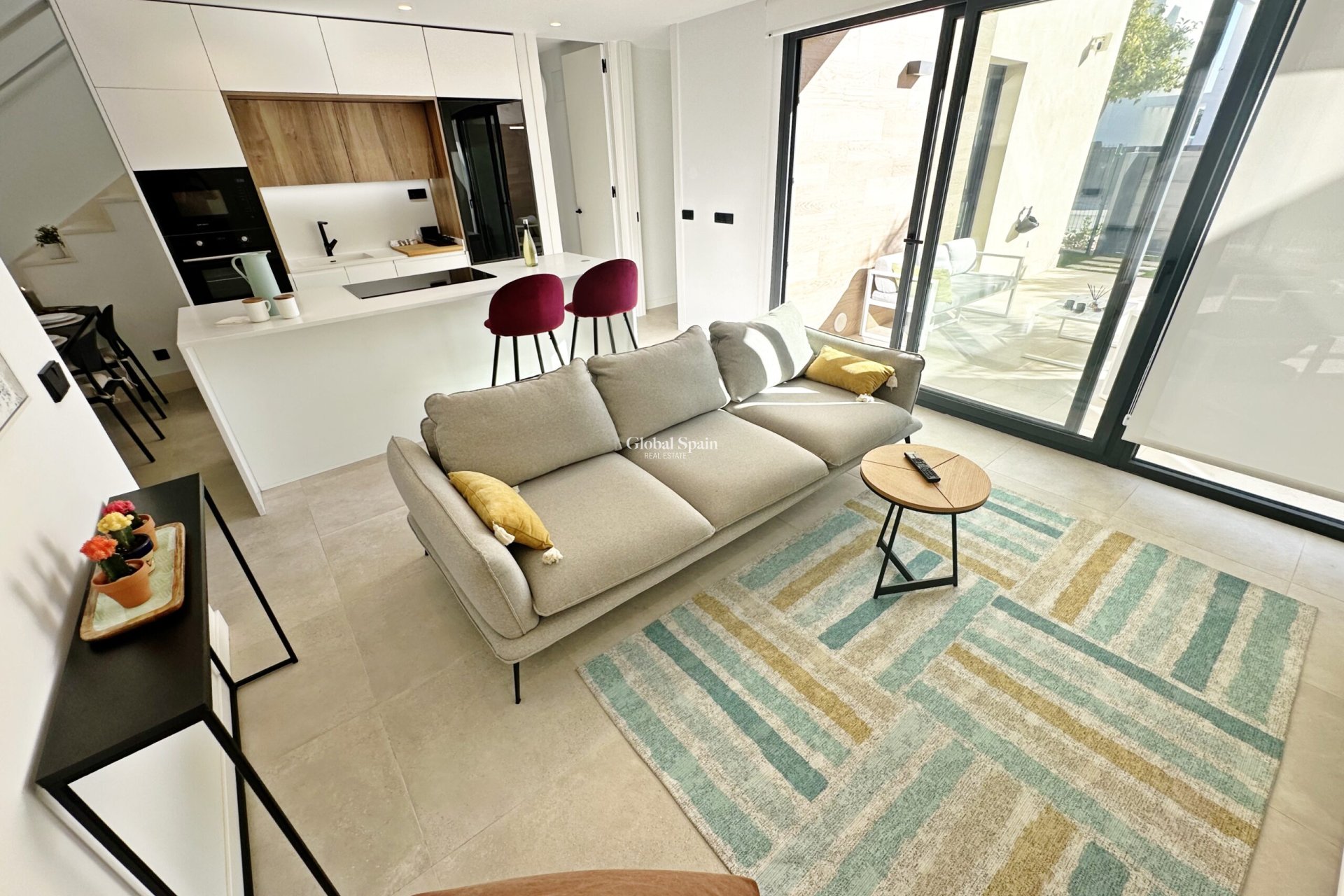 Revente - VILLA -
SANTA ROSALÍA - Inland