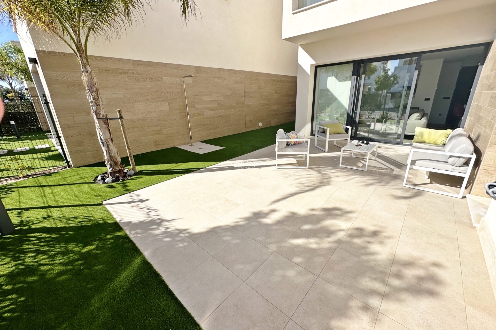 Revente - VILLA -
SANTA ROSALÍA - Inland