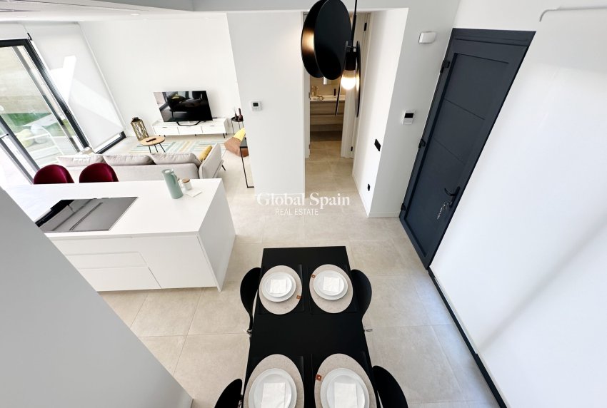 Revente - VILLA -
SANTA ROSALÍA - Inland