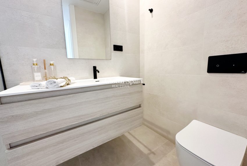 Revente - VILLA -
SANTA ROSALÍA - Inland