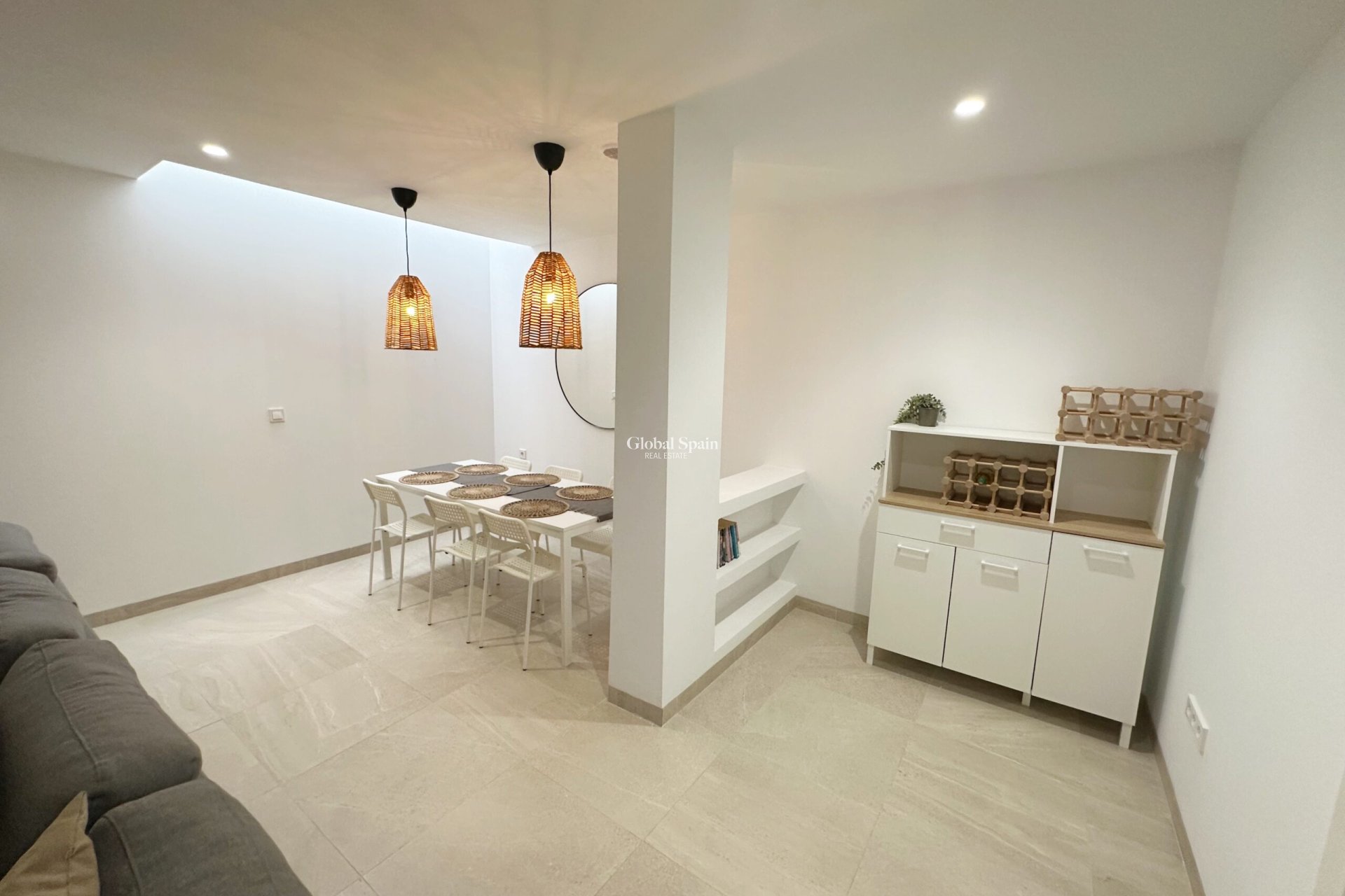 Revente - VILLA -
SANTA ROSALÍA - Inland