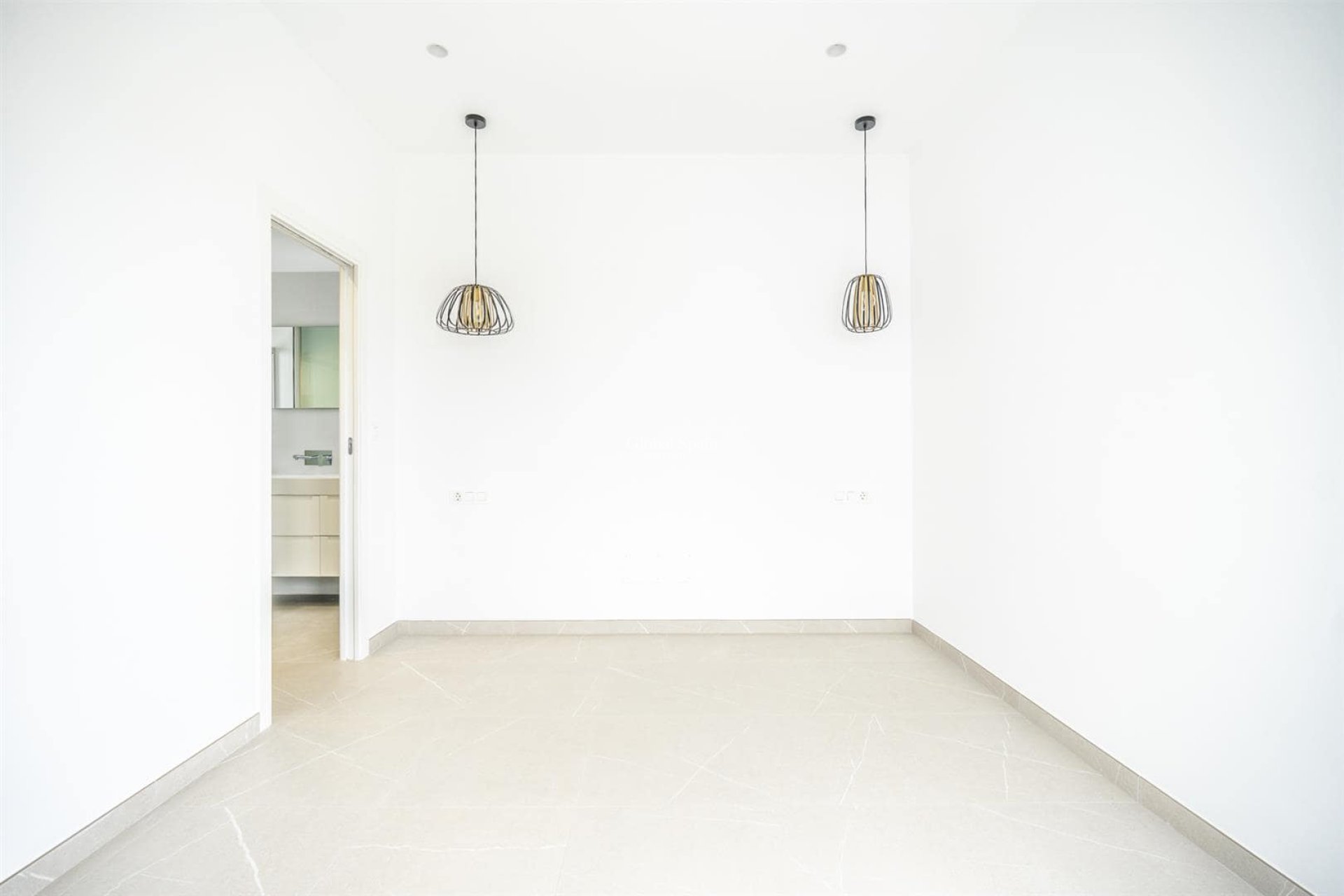 Revente - VILLA -
SANTA ROSALÍA - Inland