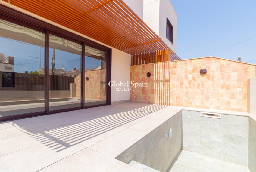 Revente - VILLA -
SANTIAGO DE LA RIBERA - Playa de santiago de la ribera