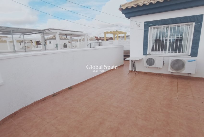 Revente - VILLA -
SUCINA - Inland