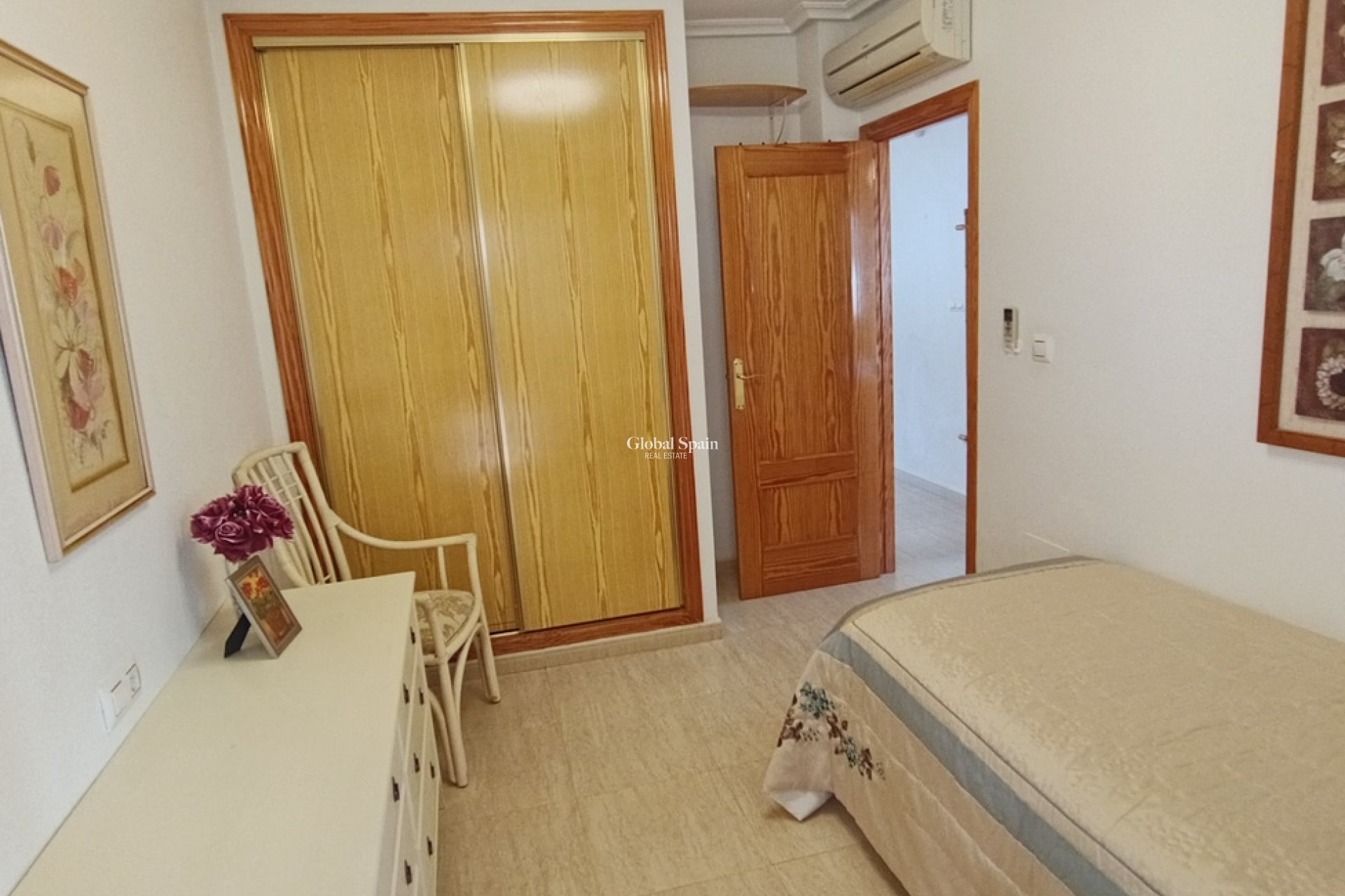 Revente - VILLA -
SUCINA - Inland