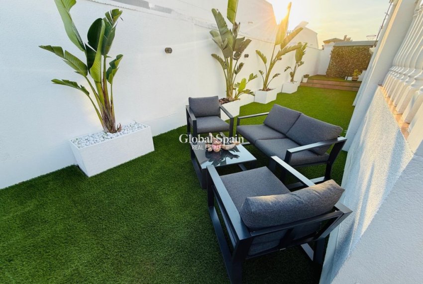 Revente - VILLA -
SUCINA - Inland