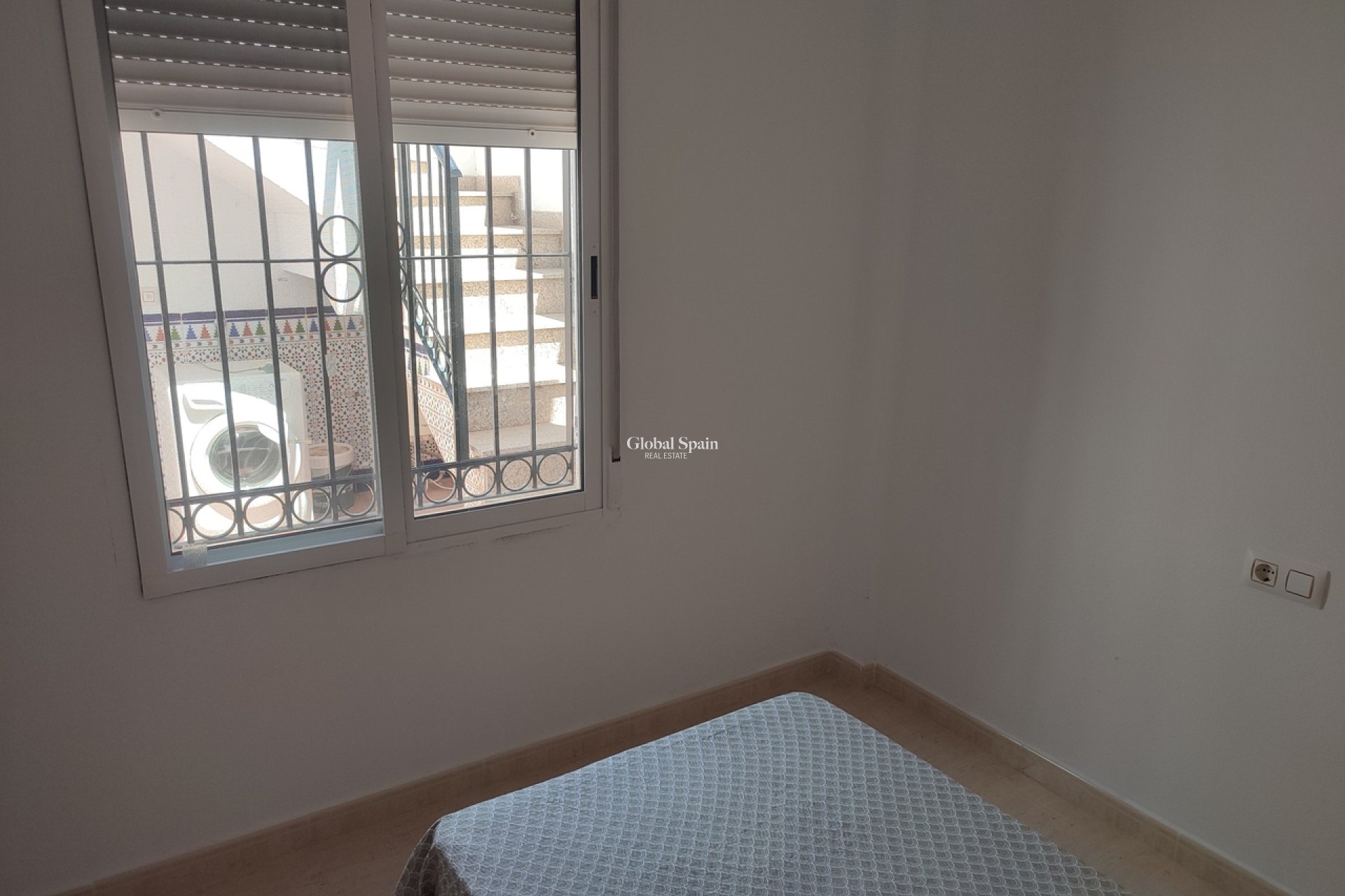 Revente - VILLA -
SUCINA - Inland