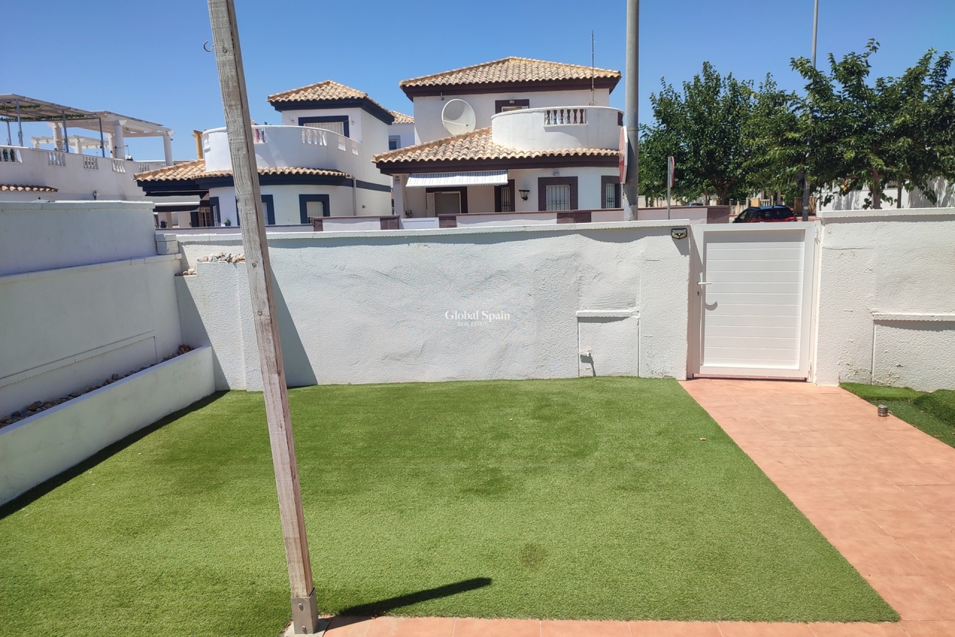 Revente - VILLA -
SUCINA - Inland