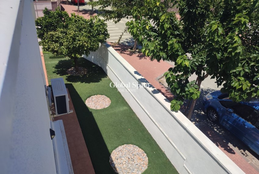 Revente - VILLA -
SUCINA - Inland
