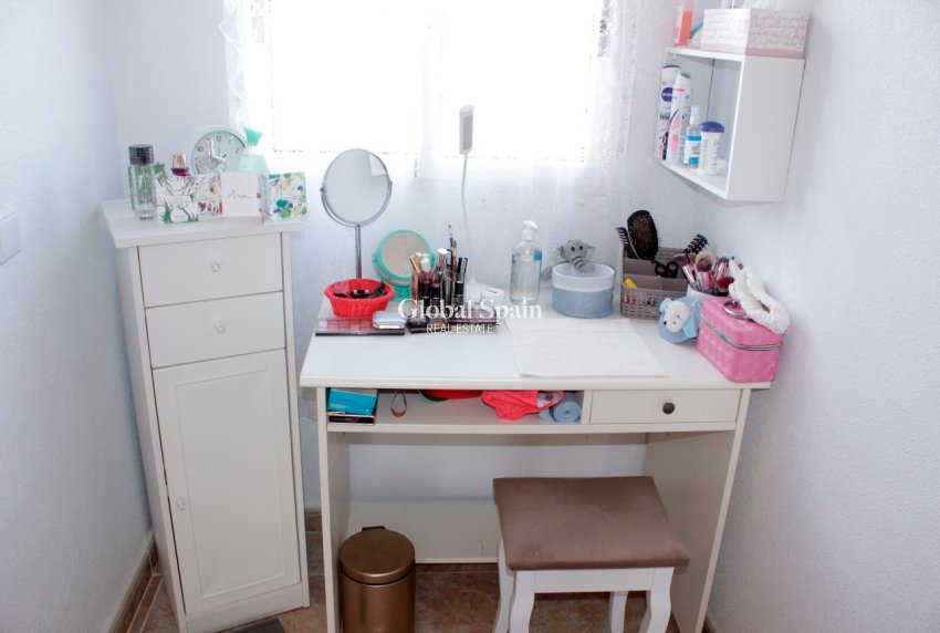 Revente - VILLA -
TORRE DE LA HORADADA - Costa Blanca