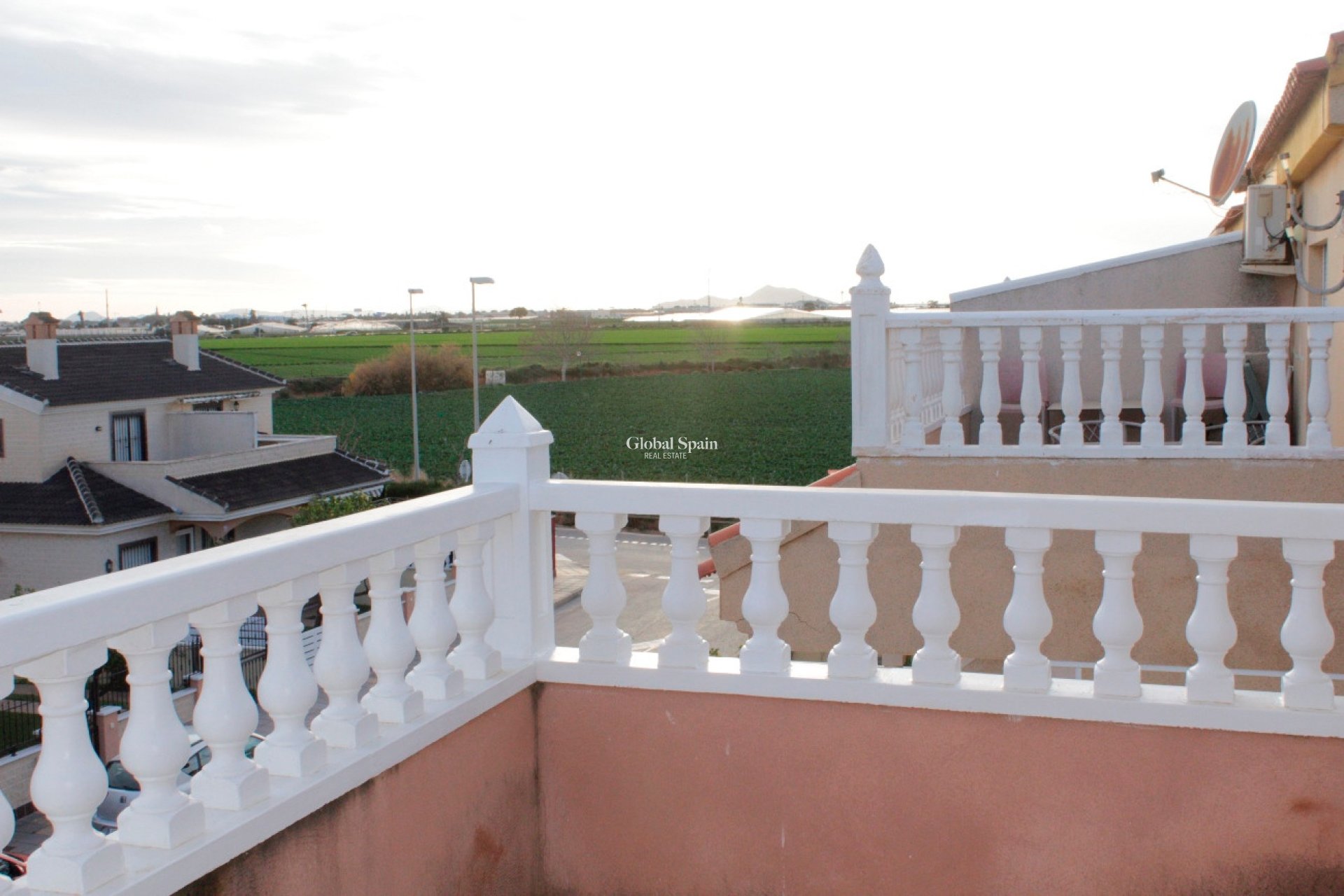Revente - VILLA -
TORRE DE LA HORADADA - Costa Blanca