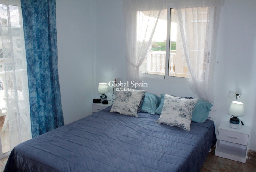 Revente - VILLA -
TORRE DE LA HORADADA - Costa Blanca