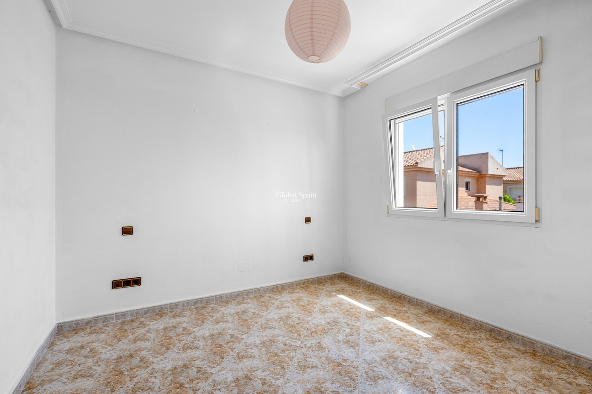 Revente - VILLA -
TORRE DE LA HORADADA - Costa Blanca