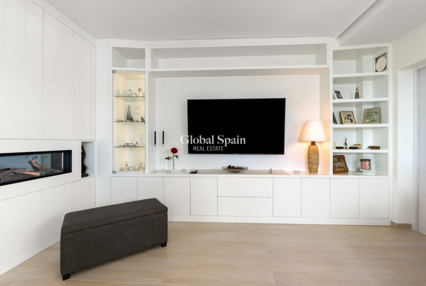 Revente - VILLA -
TORRE DE LA HORADADA - Costa Blanca