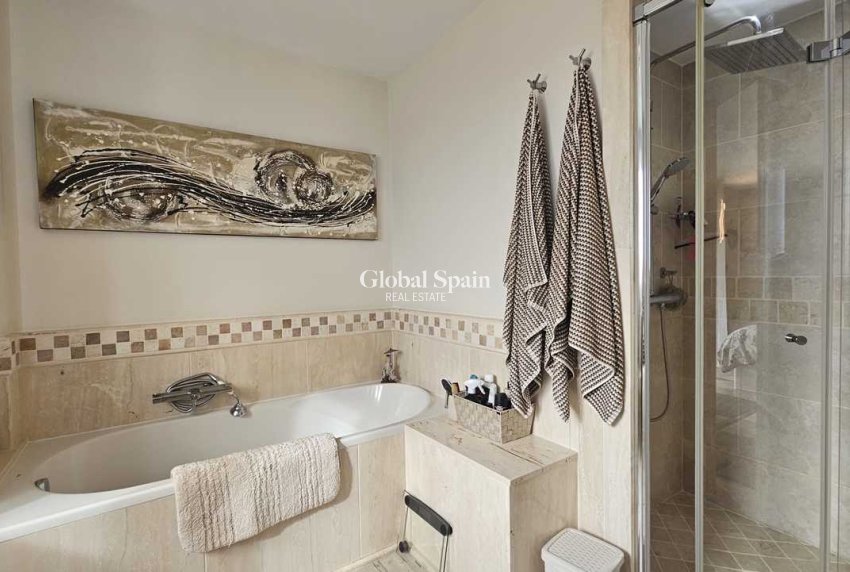 Revente - VILLA -
TORREMENDO - Costa Blanca