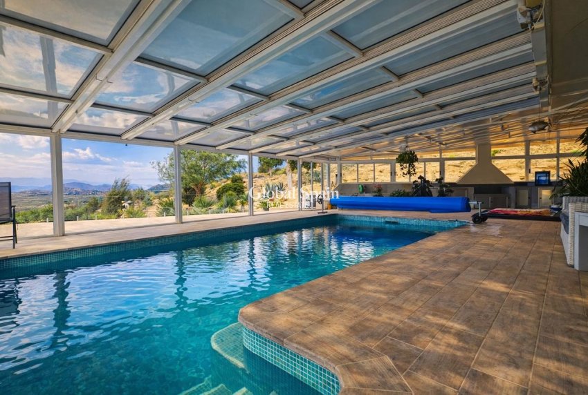 Revente - VILLA -
TORREMENDO - Costa Blanca