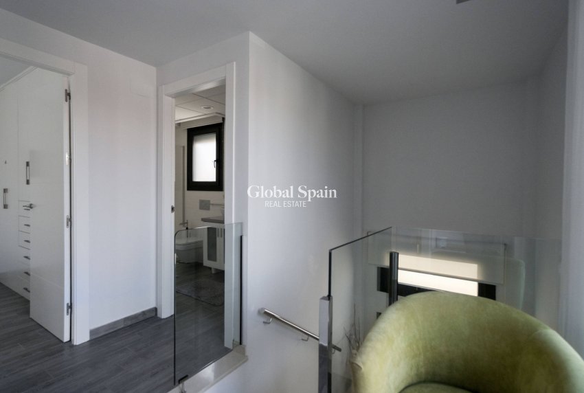 Revente - VILLA -
TORREVIEJA - Aguas nuevas 2