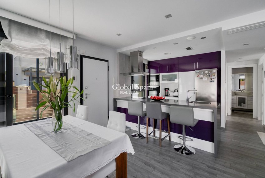 Revente - VILLA -
TORREVIEJA - Aguas nuevas 2