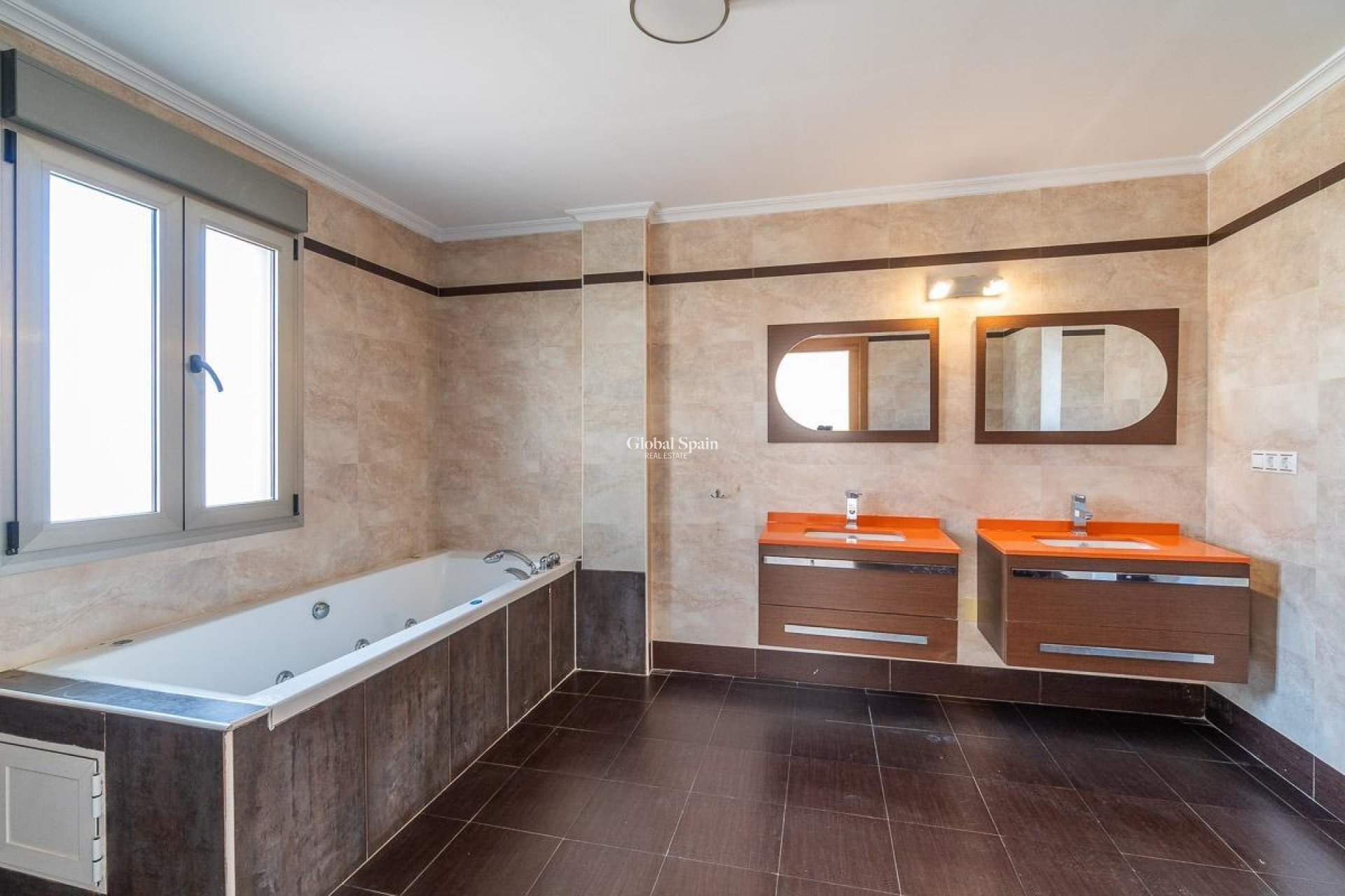 Revente - VILLA -
TORREVIEJA - Aguas nuevas 2