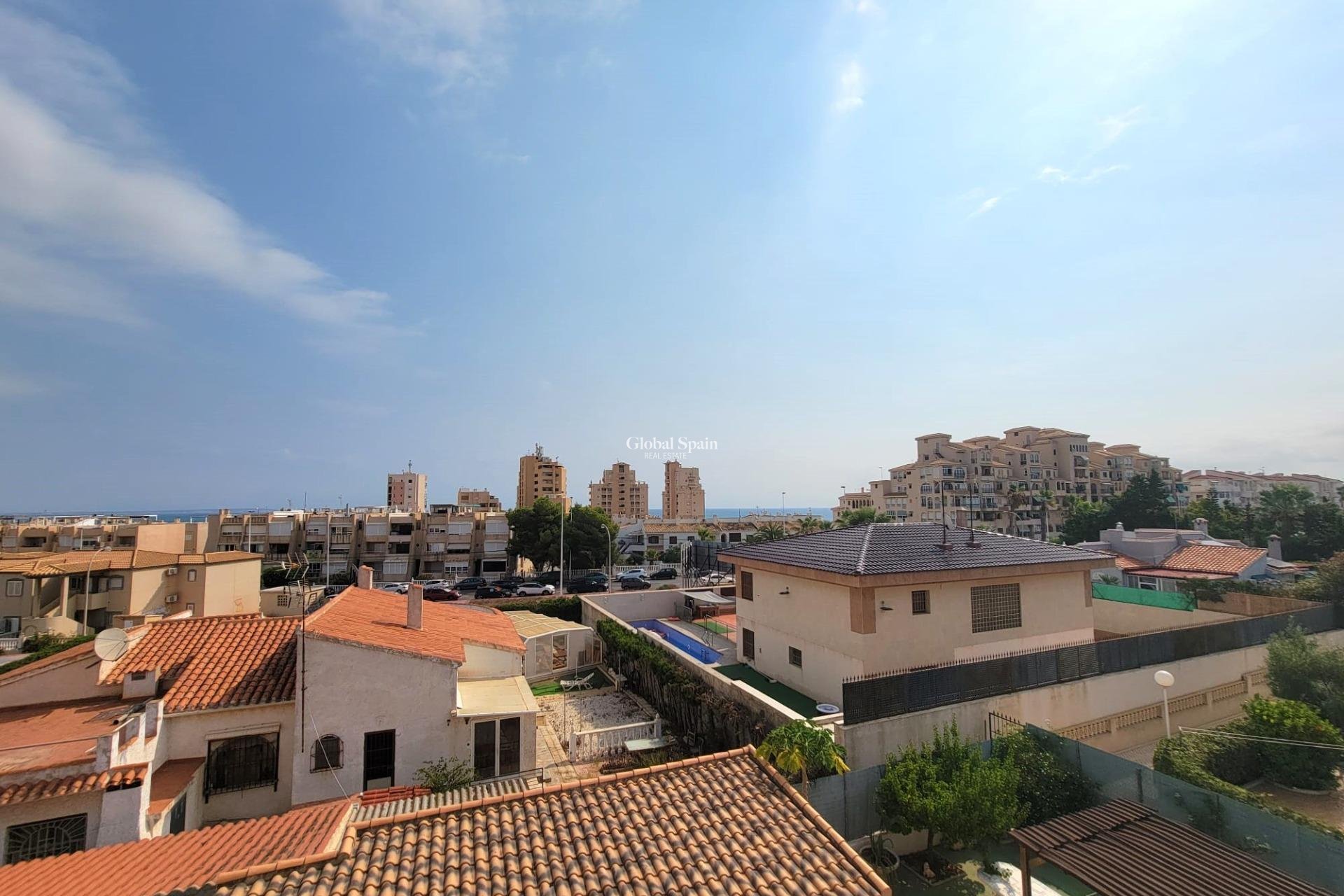 Revente - VILLA -
TORREVIEJA - Aguas Nuevas
