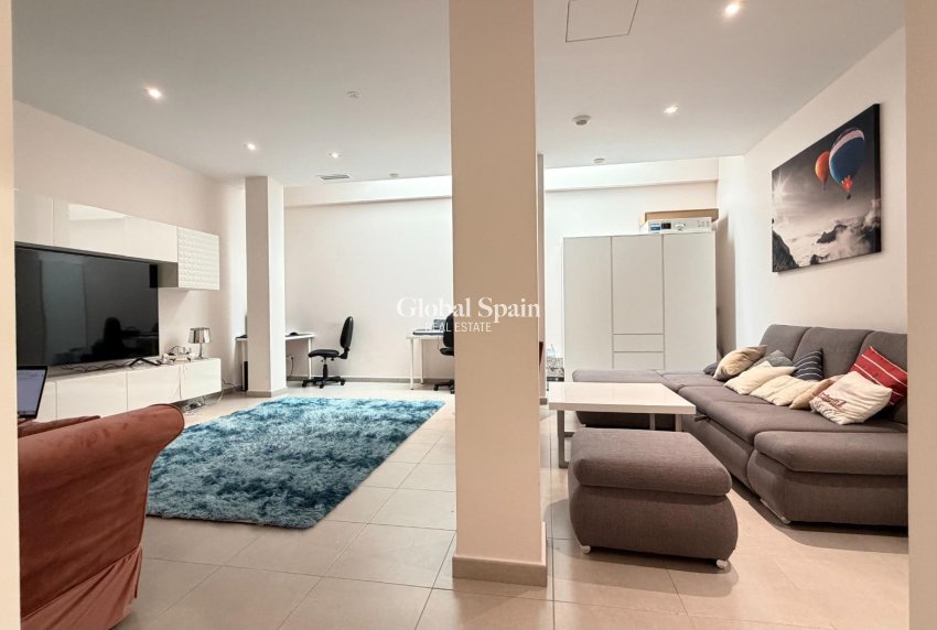 Revente - VILLA -
TORREVIEJA - Aguas Nuevas