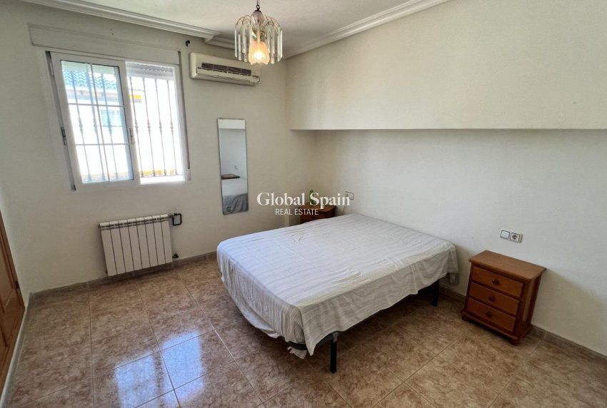 Revente - VILLA -
TORREVIEJA - Aguas Nuevas
