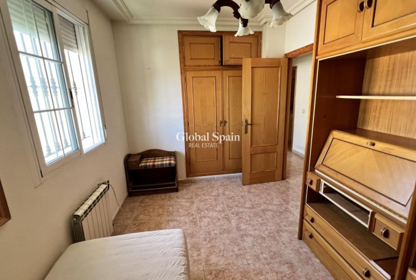 Revente - VILLA -
TORREVIEJA - Aguas Nuevas