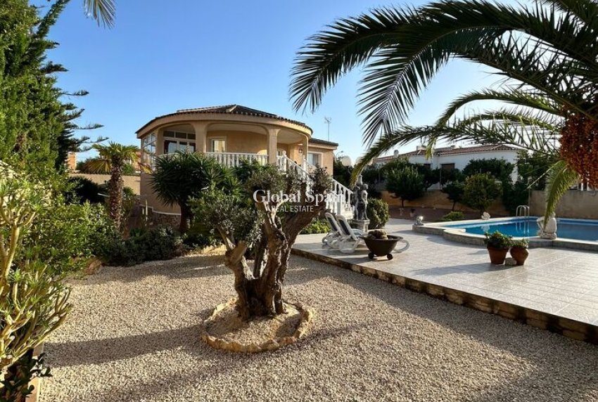 Revente - VILLA -
TORREVIEJA - Aguas Nuevas