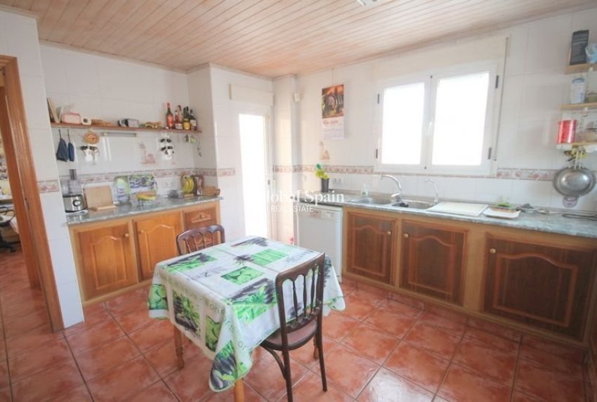 Revente - VILLA -
TORREVIEJA - Aguas Nuevas