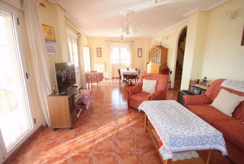 Revente - Villa -
TORREVIEJA - Aguas Nuevas