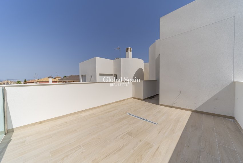 Revente - Villa -
TORREVIEJA - Aguas Nuevas