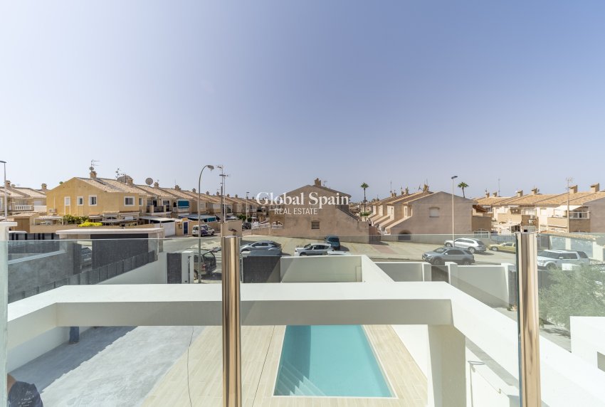 Revente - Villa -
TORREVIEJA - Aguas Nuevas