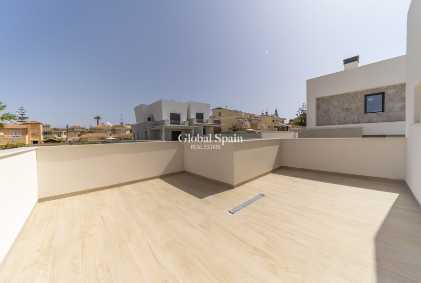 Revente - Villa -
TORREVIEJA - Aguas Nuevas