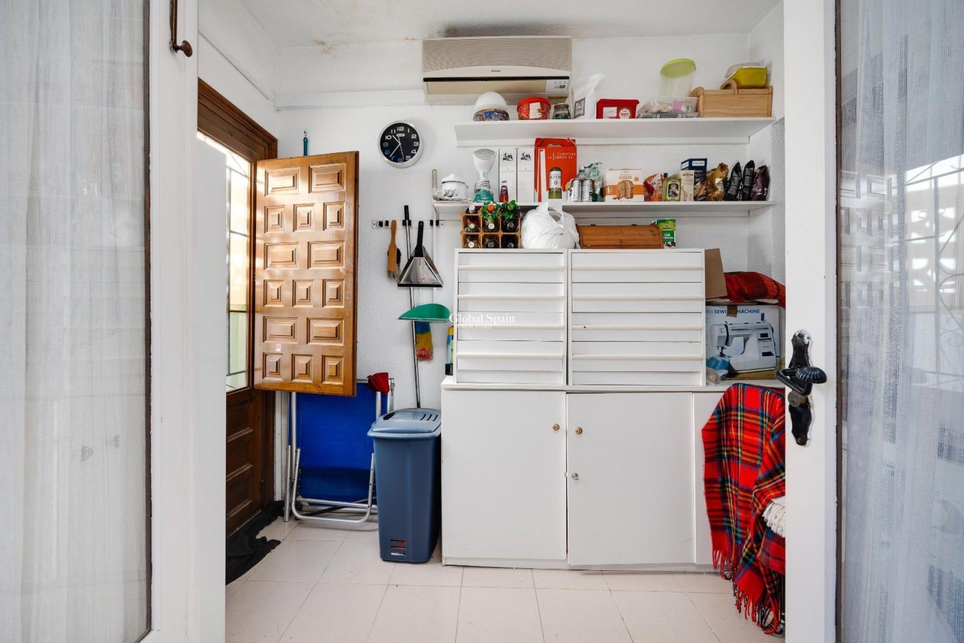 Revente - VILLA -
TORREVIEJA - Calas blanca