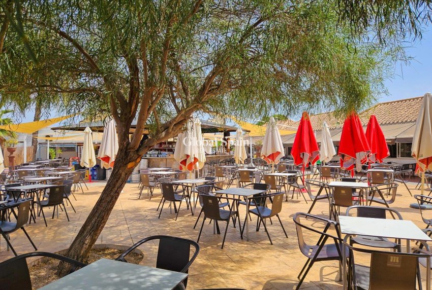 Revente - VILLA -
TORREVIEJA - Calas blanca