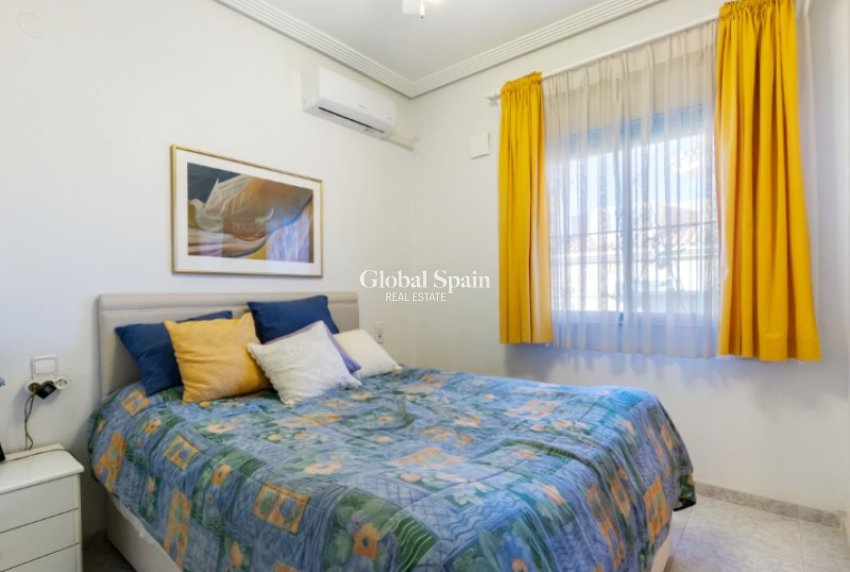 Revente - VILLA -
TORREVIEJA - Costa Blanca