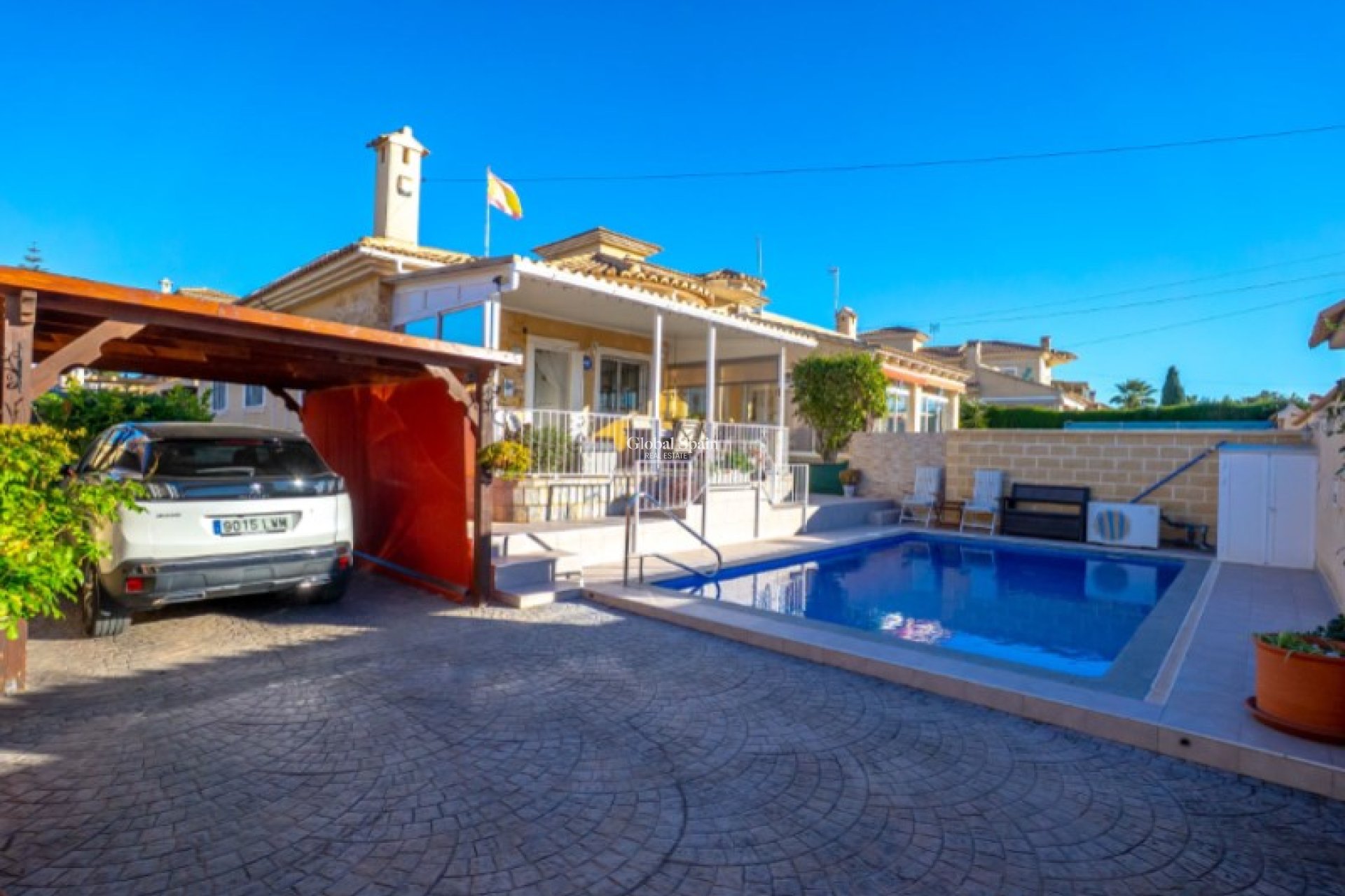 Revente - VILLA -
TORREVIEJA - Costa Blanca