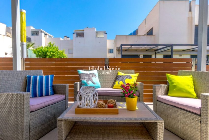 Revente - VILLA -
TORREVIEJA - Costa Blanca