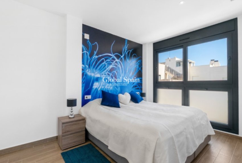 Revente - VILLA -
TORREVIEJA - Costa Blanca