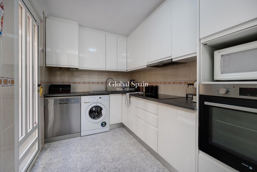 Revente - VILLA -
TORREVIEJA - Costa Blanca