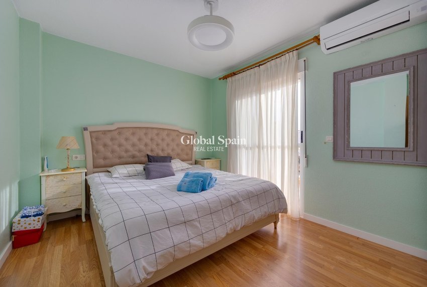 Revente - VILLA -
TORREVIEJA - Costa Blanca