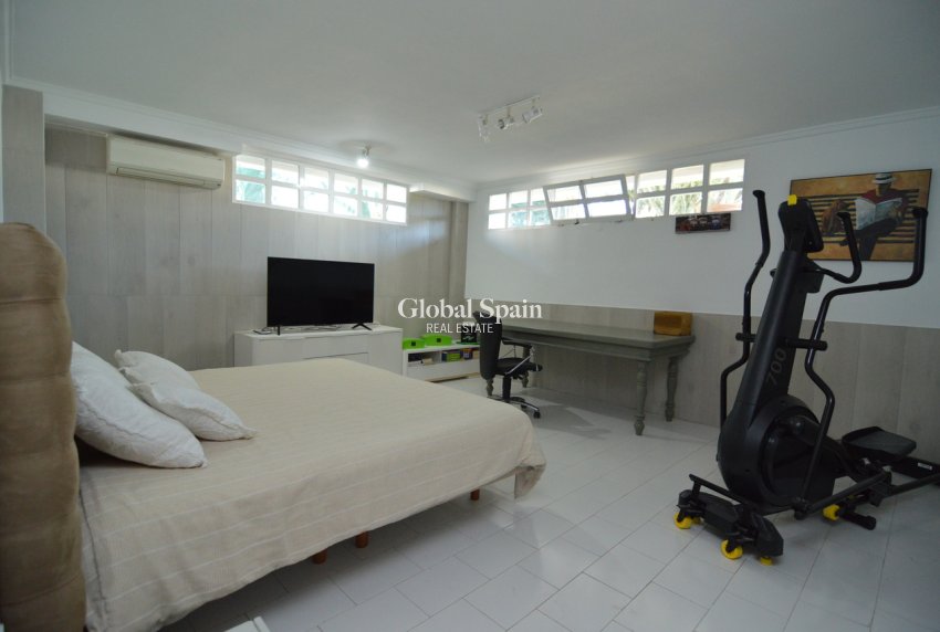 Revente - VILLA -
TORREVIEJA - Costa Blanca