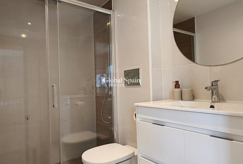 Revente - VILLA -
TORREVIEJA - Costa Blanca